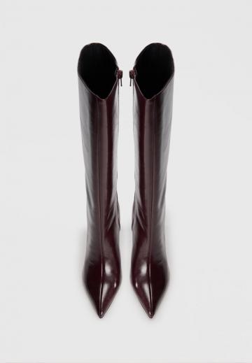 Высокие сапоги