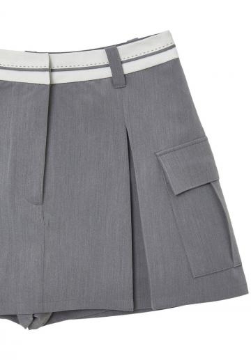 Юбка с накладными карманами