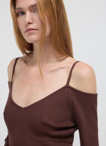 Топ на бретельках