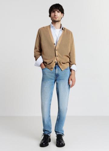 Узкие джинсы