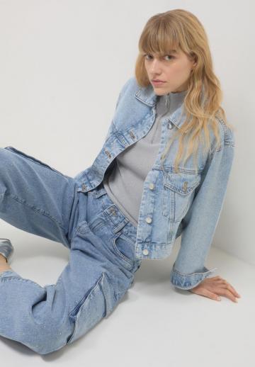 Джинсовая жилетка