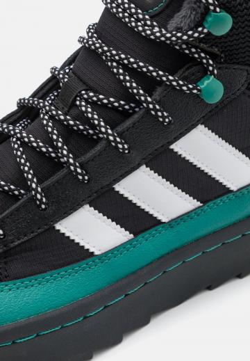 Высокие кеды