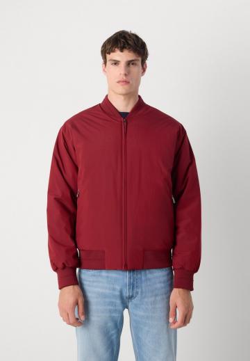 Куртка бомбер