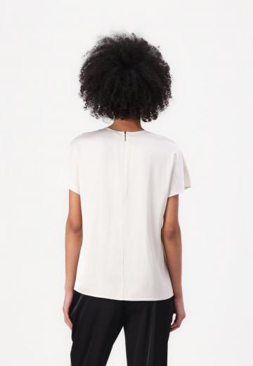 Атласная блузка