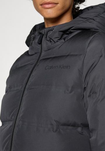 Пуховое пальто