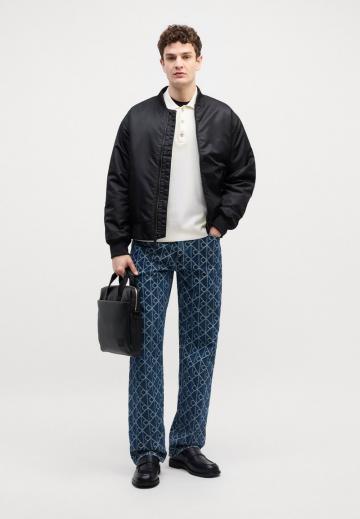 Прямые джинсы