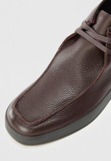 Ботинки на шнуровке