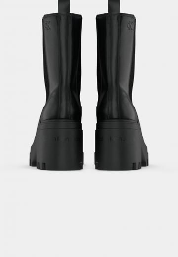 Полусапожки на высоком каблуке