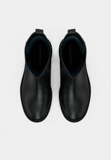 Полусапожки на высоком каблуке