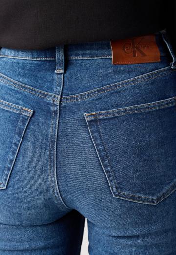 Узкие джинсы