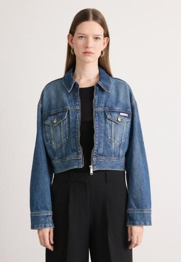 Джинсовая куртка