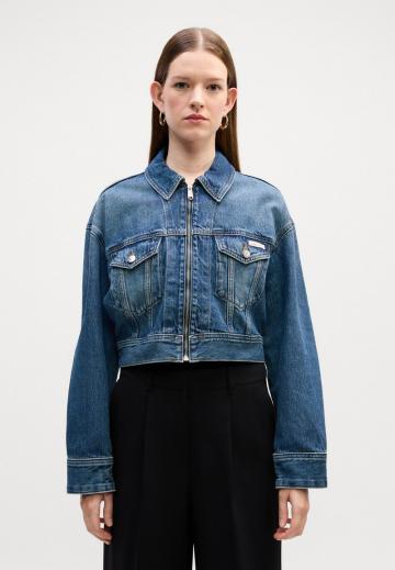 Джинсовая куртка