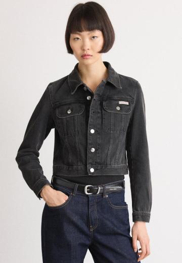 Джинсовая куртка