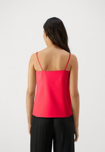 Топ на бретельках