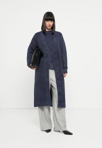 Длинный кардиган