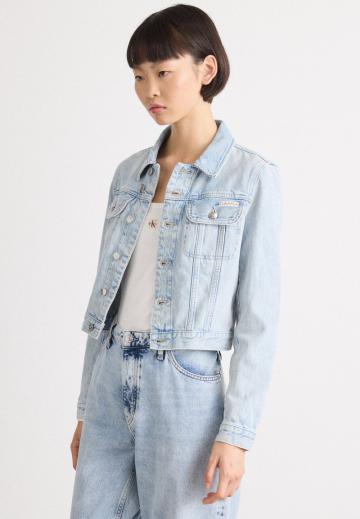 Джинсовая куртка