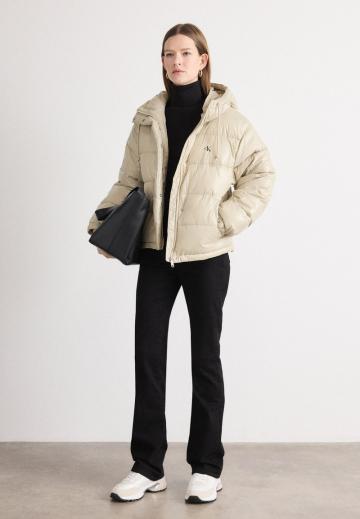 Зимняя куртка