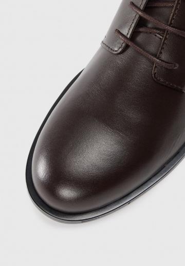 Ботинки на шнуровке