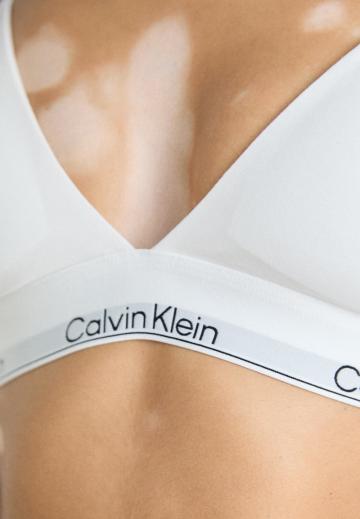 Бюстгальтер без косточек