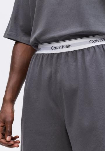 Пижама с шортами