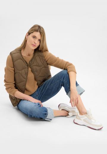 Короткие джинсы