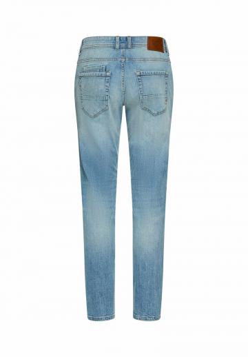 Узкие джинсы