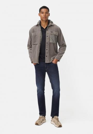 Узкие джинсы