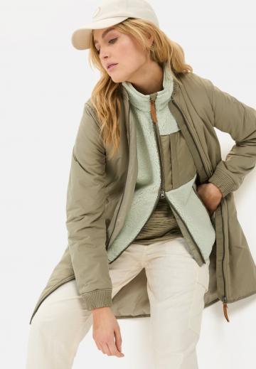 Короткое пальто