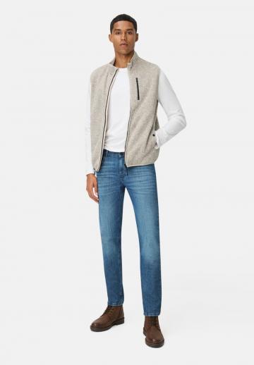 Узкие джинсы