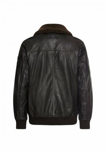 Куртка бомбер