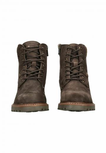 Зимние ботинки