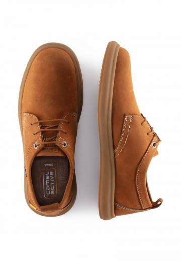 Ботинки на шнуровке