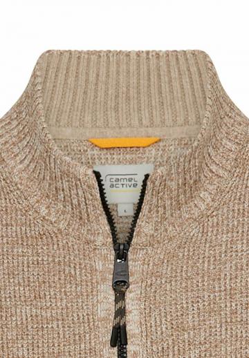 Вязаная кофта