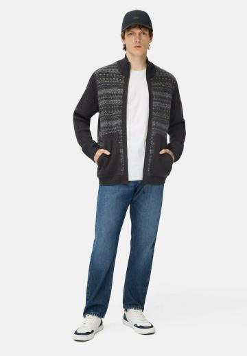 Вязаная кофта