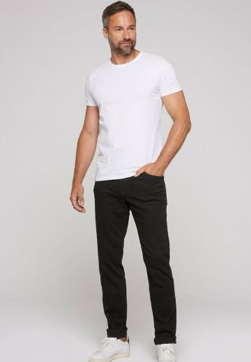 Узкие джинсы