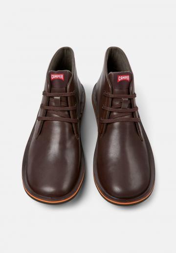 Ботинки на шнуровке