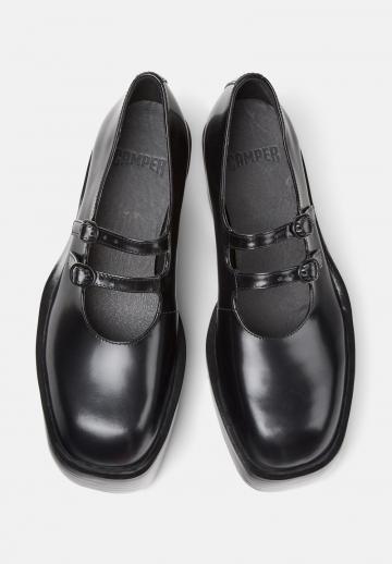 Туфли с высоким носом