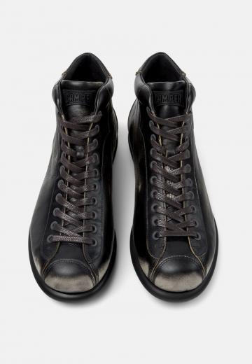 Ботинки на шнуровке