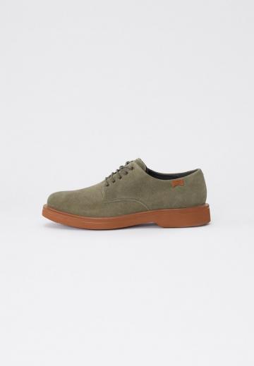 Ботинки на шнуровке