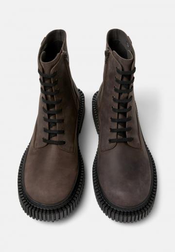 Ботинки на шнуровке