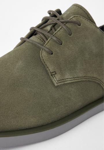 Ботинки на шнуровке