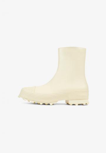 Резиновые сапоги