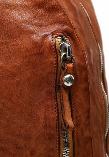 Кожаный рюкзак