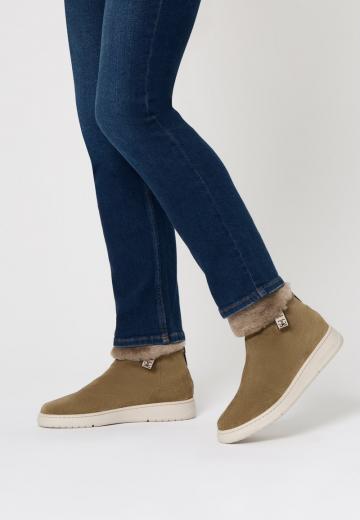 Зимние ботинки