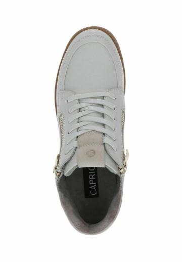 Сапожки на танкетке