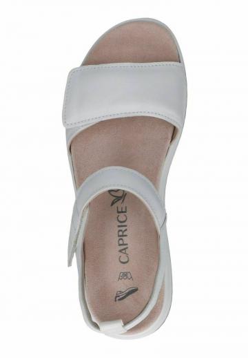 Босоножки на танкетке