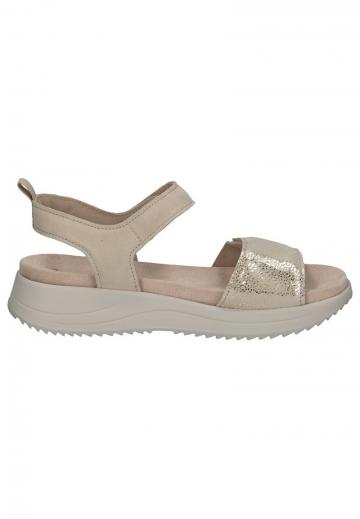 Босоножки на танкетке