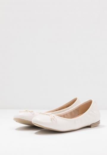 Спортивные балетки