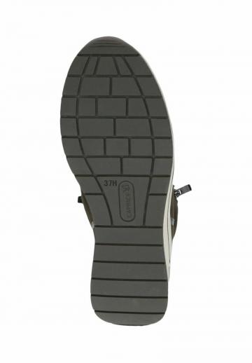 Сапожки на танкетке