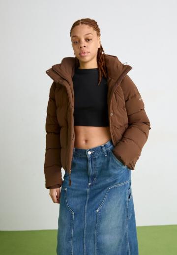 Юбка с накладными карманами